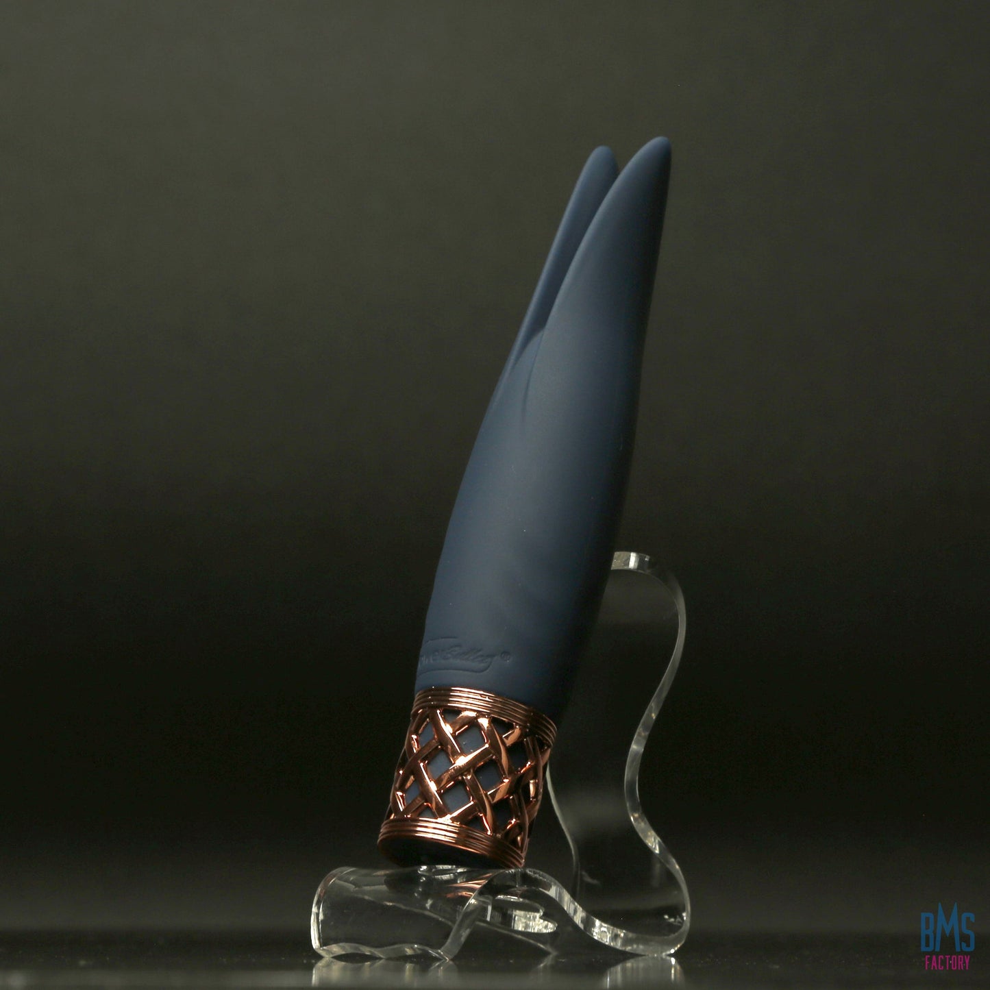Pillow Talk® Secrets - Playful - Clitoral Vibrator - Navy