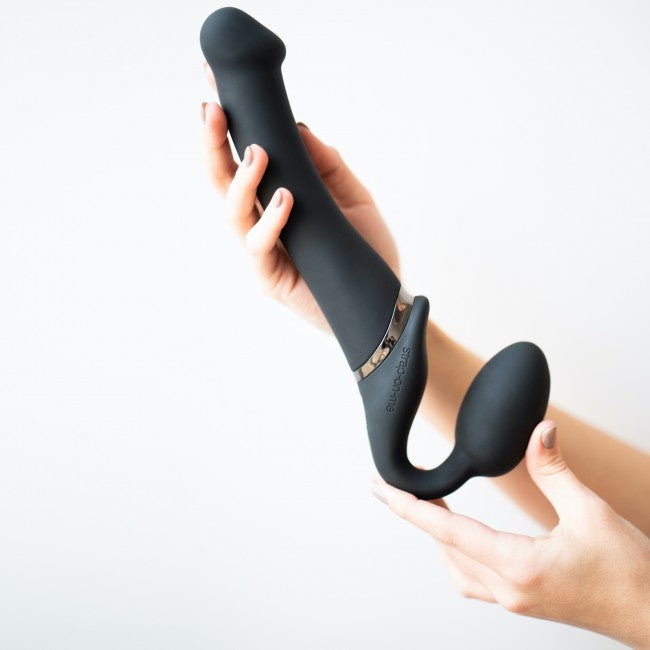 StrapOnMe Vibrating Bendable Strap-On Black M (MSRP CAD$194.99)