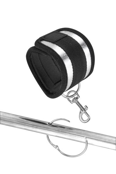 FT Submission Bar 4 Handcuffs