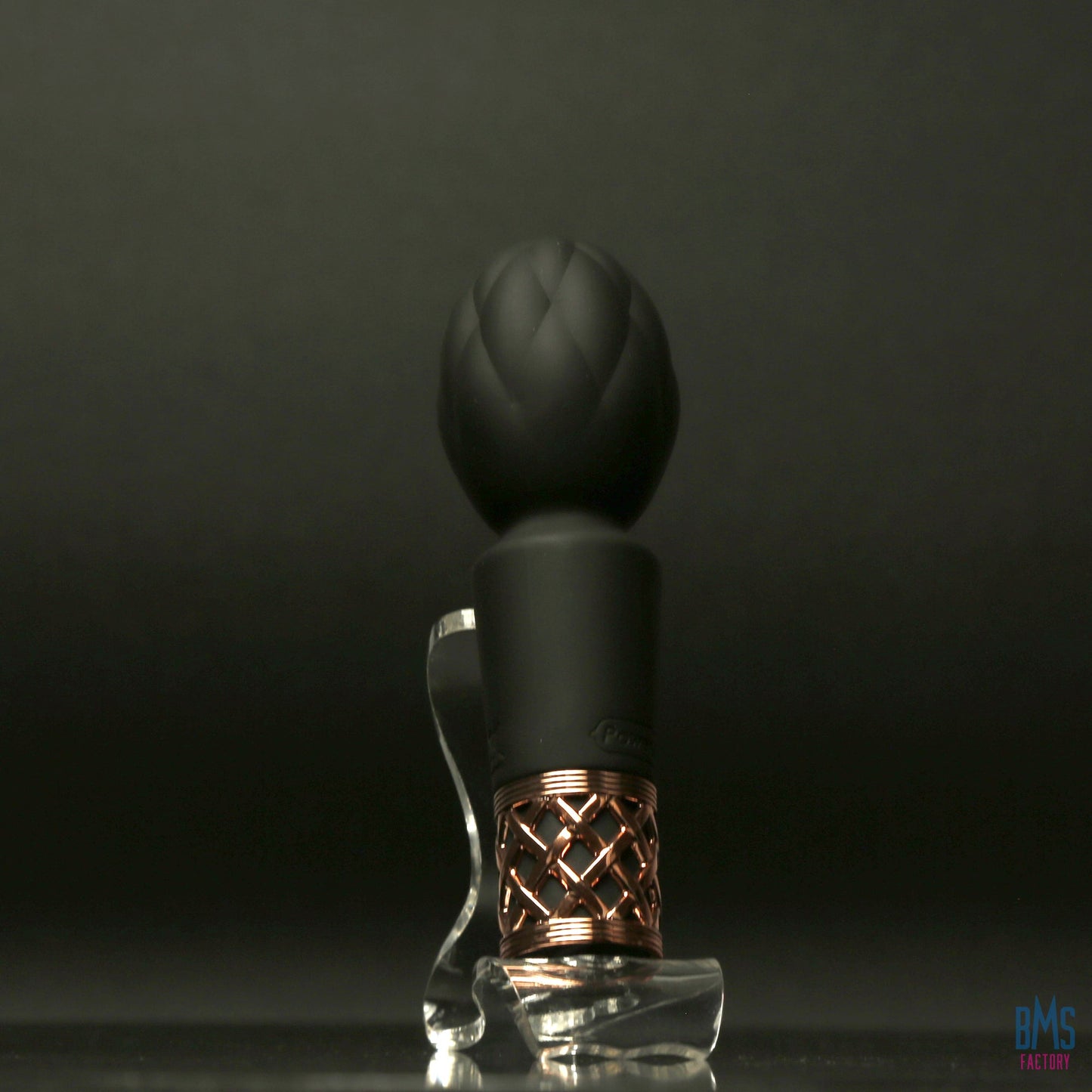 Pillow Talk® Secrets - Pleasure - Clitoral Vibrator Wand - Black
