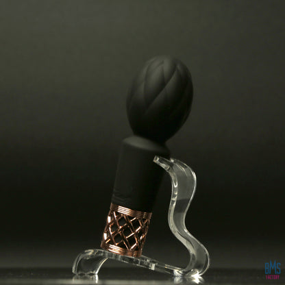 Pillow Talk® Secrets - Pleasure - Clitoral Vibrator Wand - Black