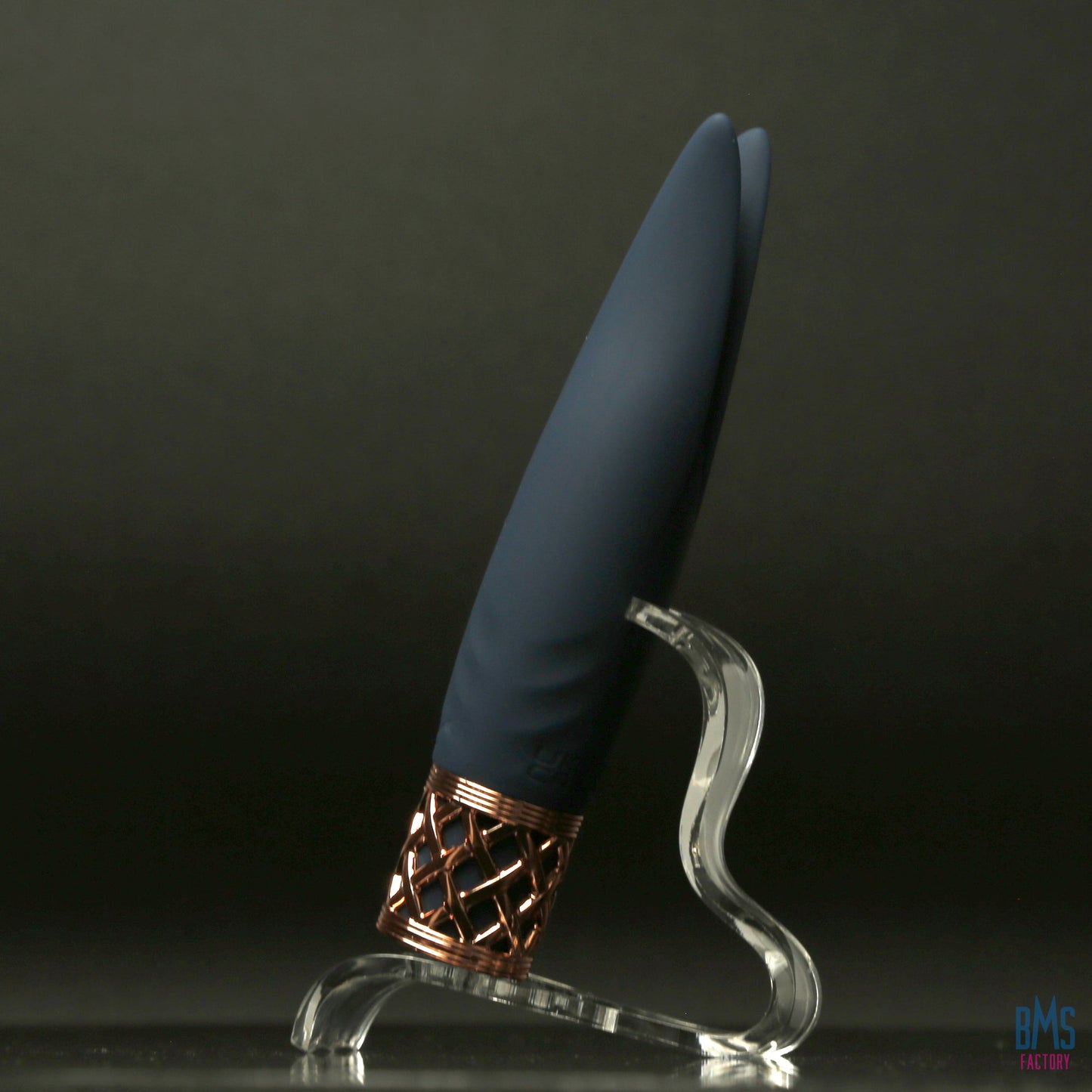 Pillow Talk® Secrets - Playful - Clitoral Vibrator - Navy