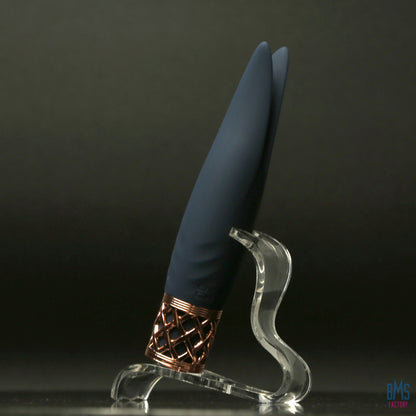 Pillow Talk® Secrets - Playful - Clitoral Vibrator - Navy