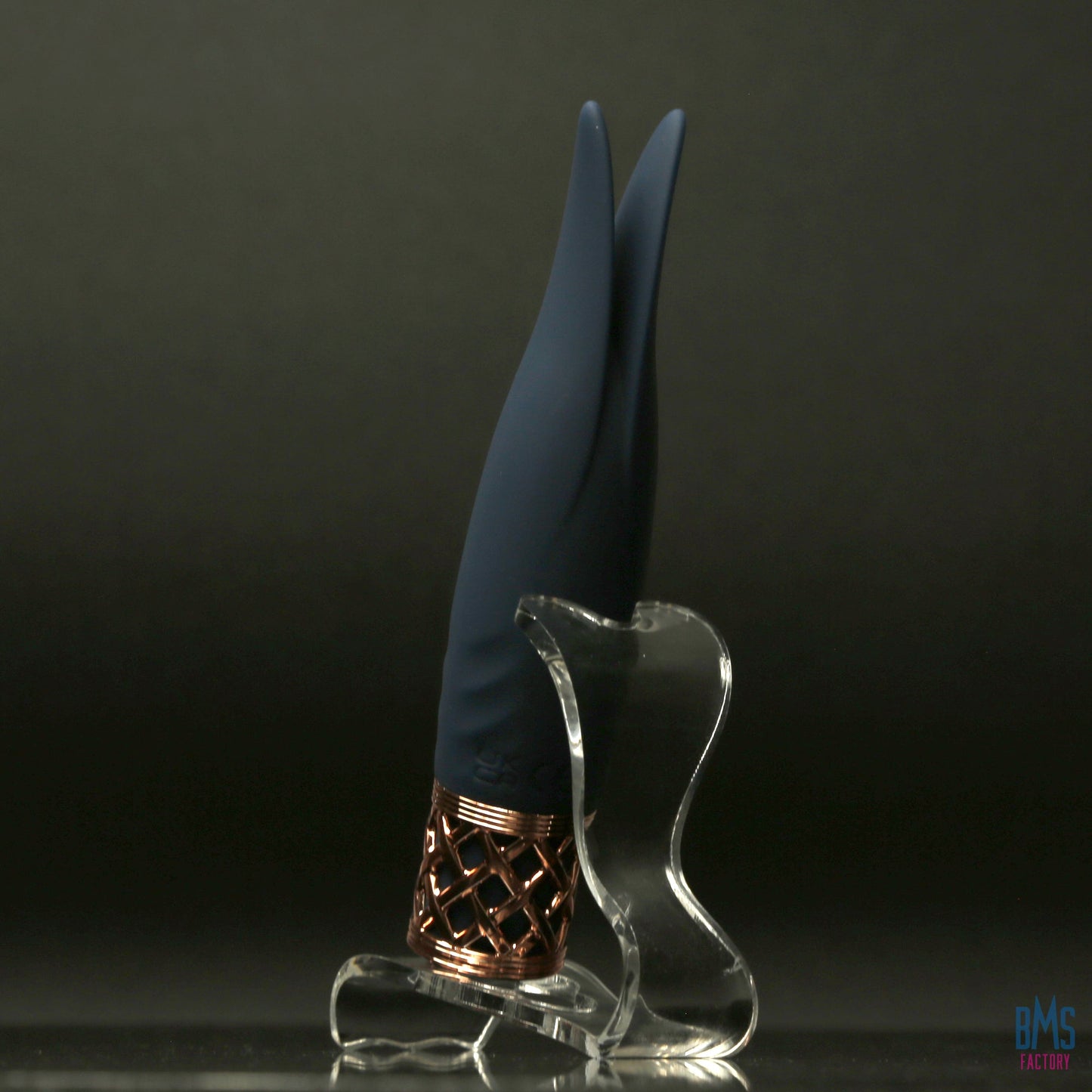 Pillow Talk® Secrets - Playful - Clitoral Vibrator - Navy