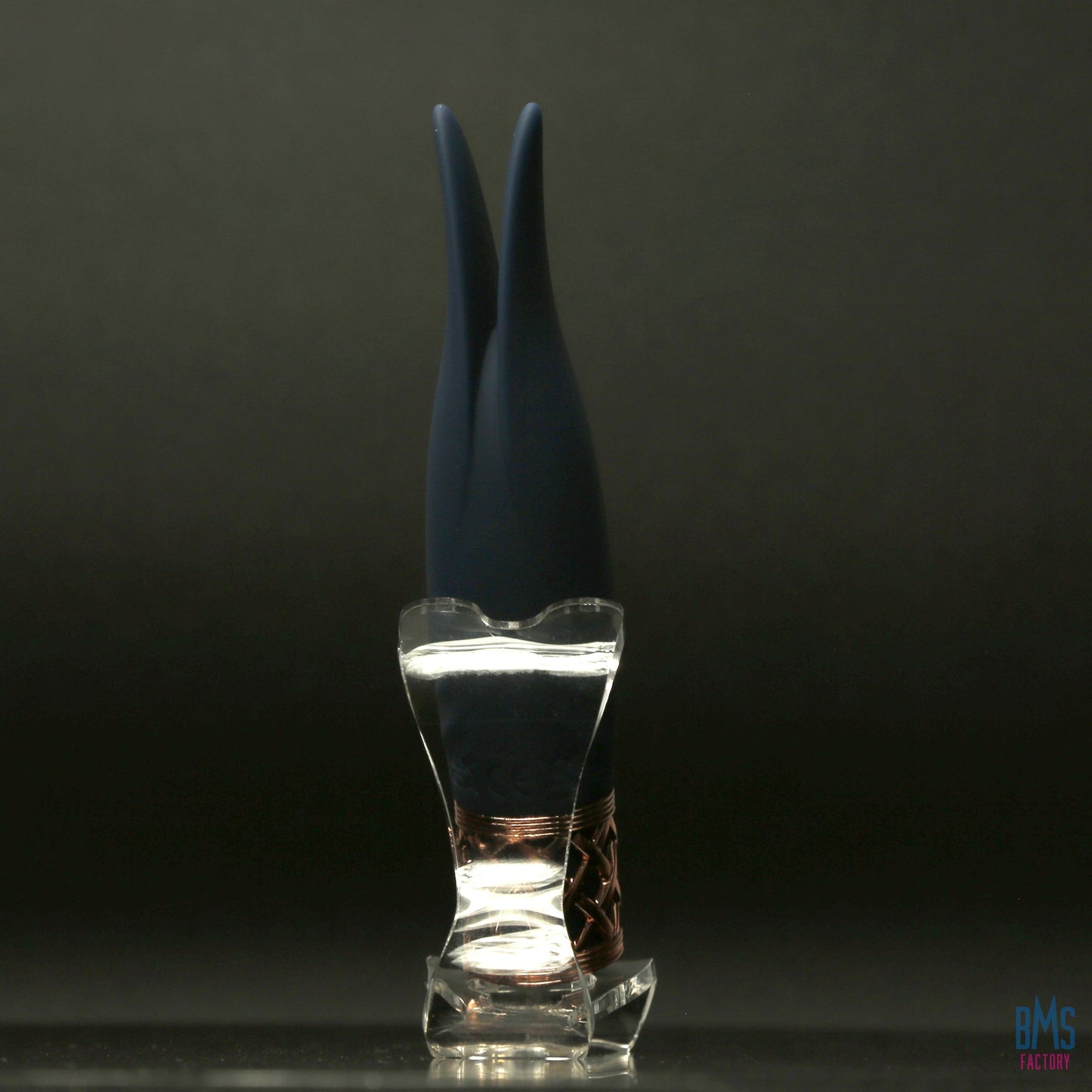 Pillow Talk® Secrets - Playful - Clitoral Vibrator - Navy