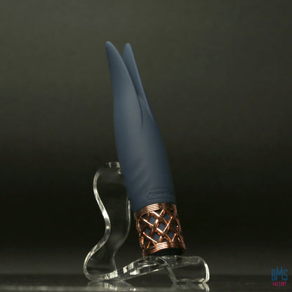 Pillow Talk® Secrets - Playful - Clitoral Vibrator - Navy