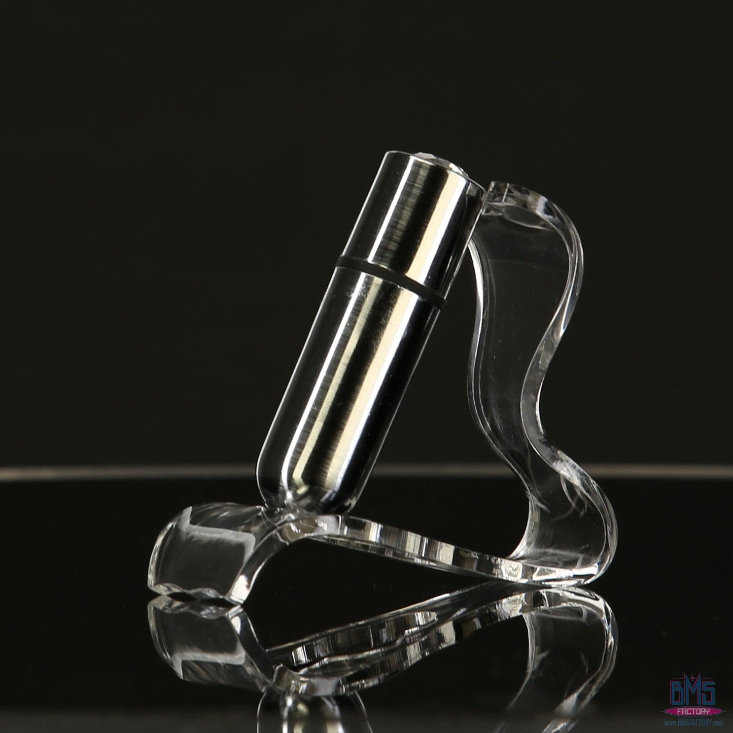 First-Class Bullet - 2.5" Bullet Vibrator with Key Chain Pouch - Silver