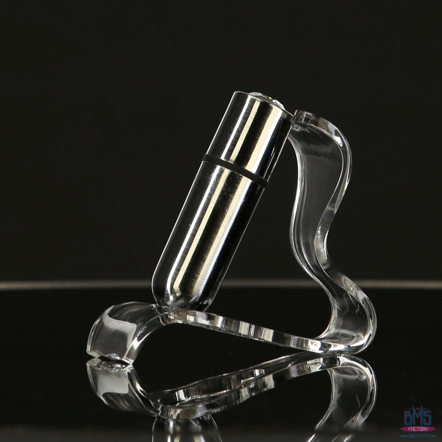First-Class Bullet - 2.5" Bullet Vibrator with Key Chain Pouch - Silver