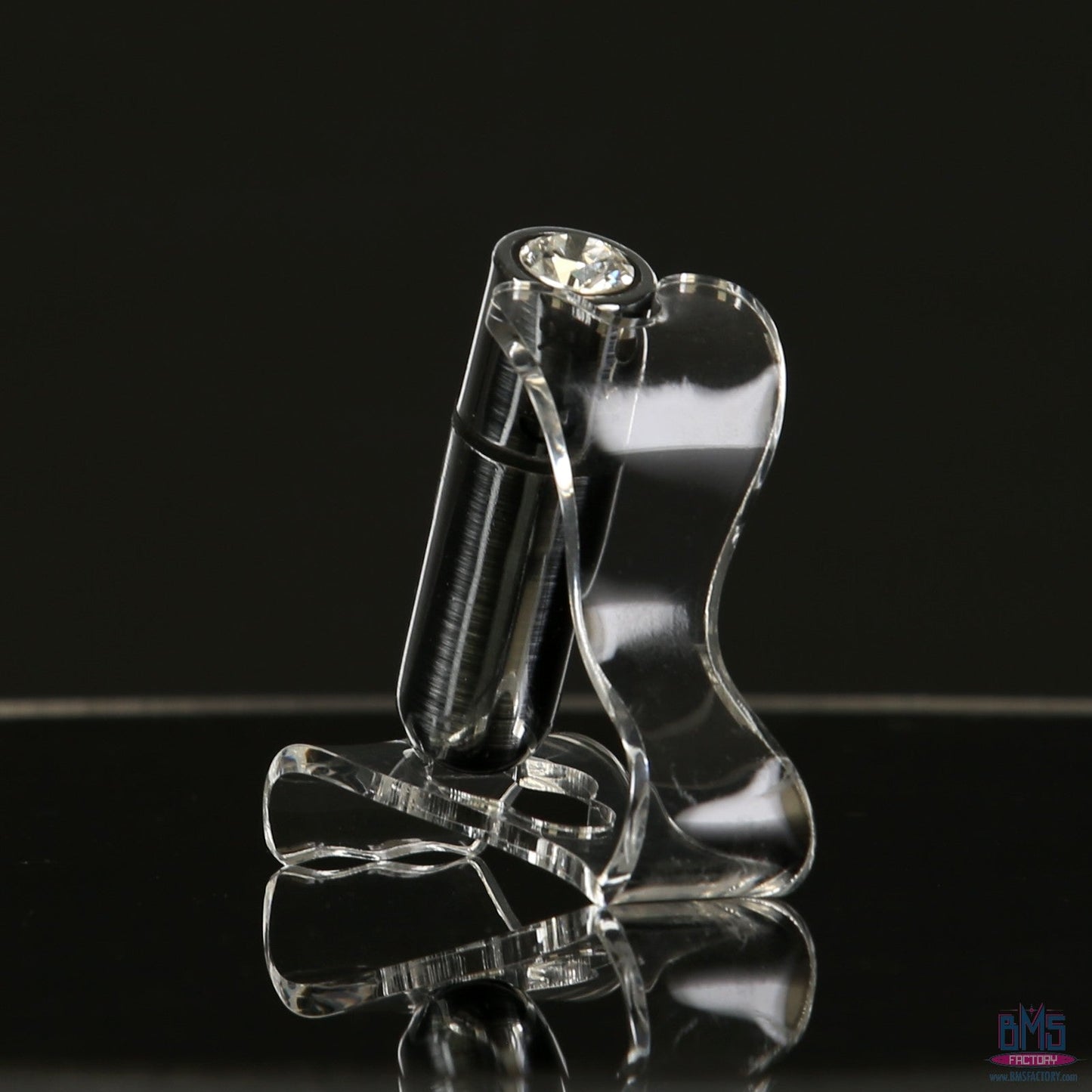 First-Class Bullet - 2.5" Bullet Vibrator with Key Chain Pouch - Silver