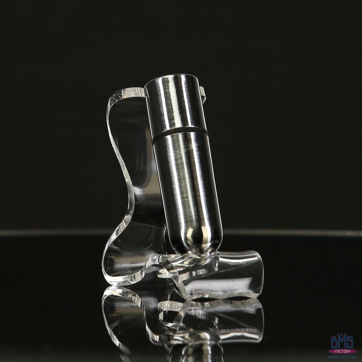 First-Class Bullet - 2.5" Bullet Vibrator with Key Chain Pouch - Silver