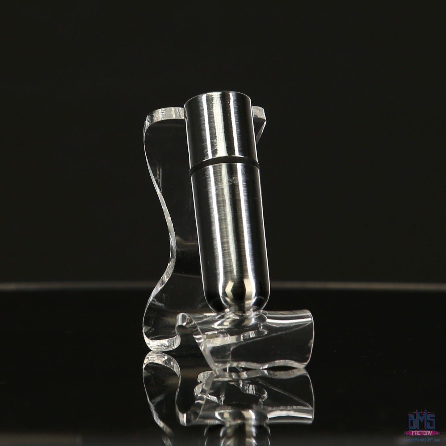 First-Class Bullet - 2.5" Bullet Vibrator with Key Chain Pouch - Silver