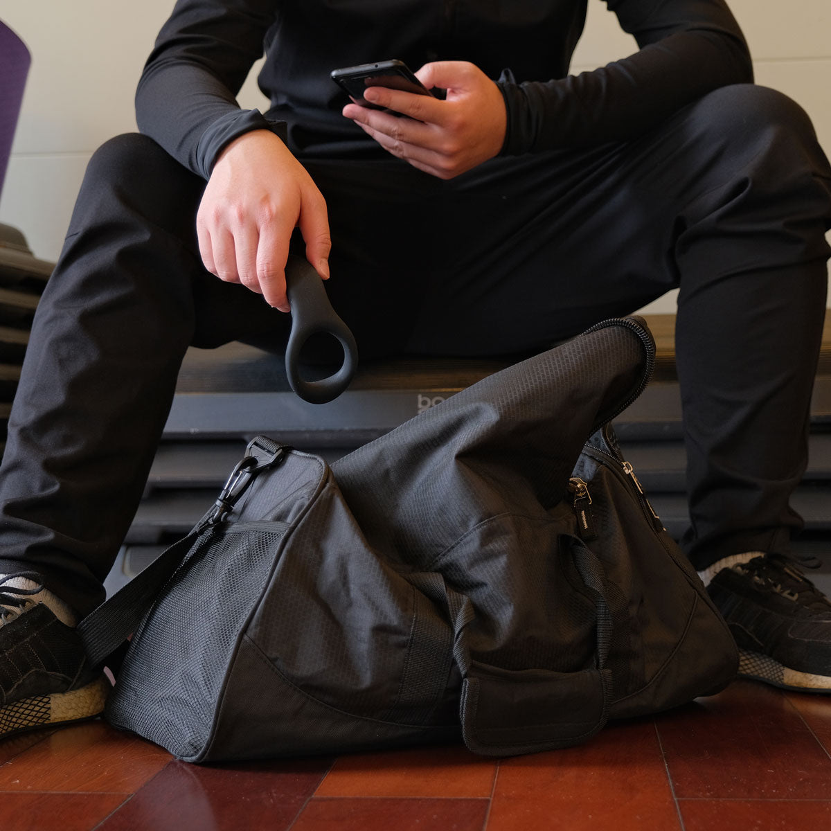 Lovense Diamo – Bluetooth Remote-Controlled Cock Ring – Black