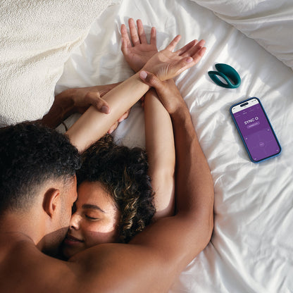 We-Vibe® - Sync O - Couples Vibrator – Velvet Green